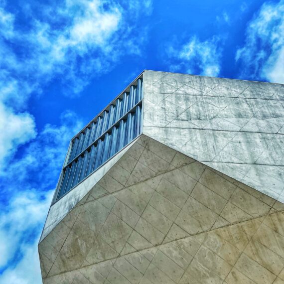 Casa da Musica - R. Koolhaas